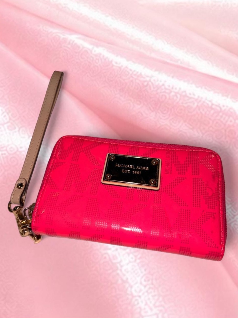 Michael Kors HotPink Wristlet Wallet